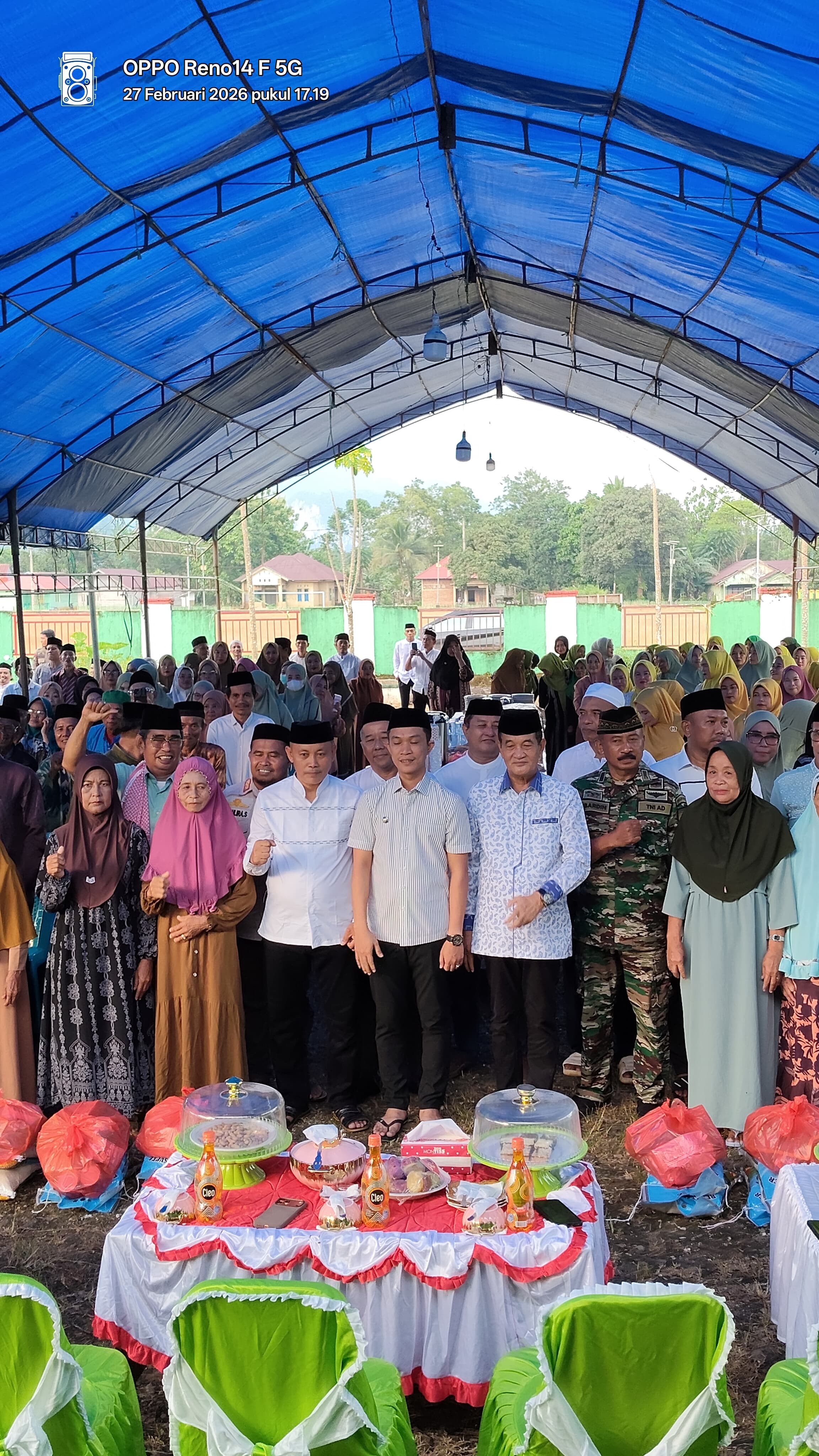 Safari Ramadan, Bupati Konut Pastikan Warga Tak Kekurangan Pangan